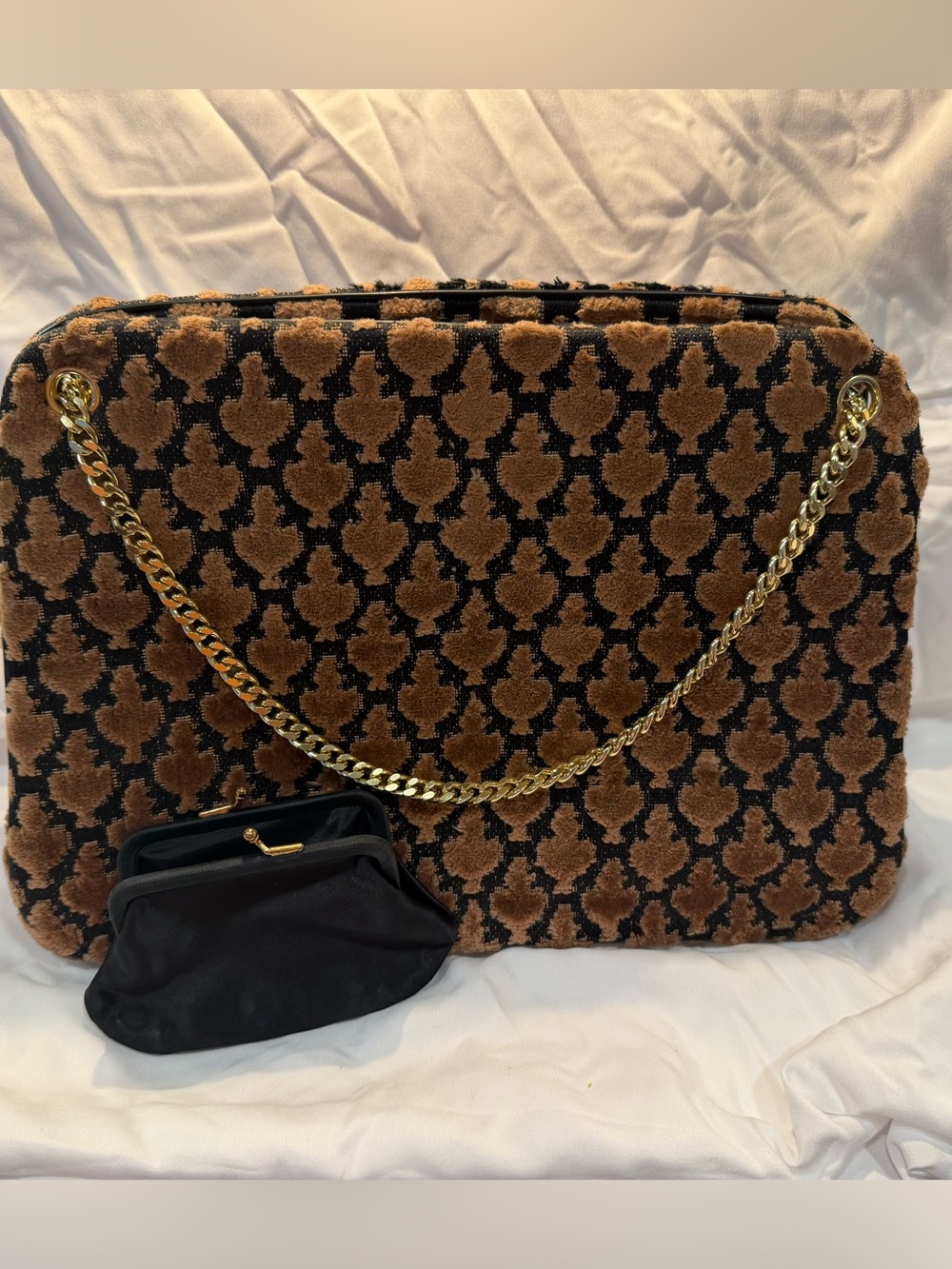 Morris Moskowitz- Velvet shoulder bag with coin purse